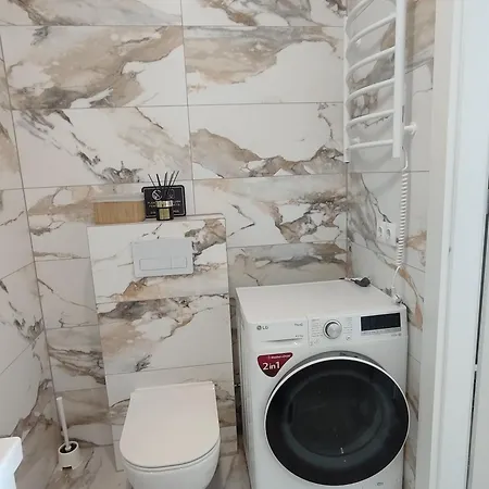 Apartment Sv Self Check In Free Parking *